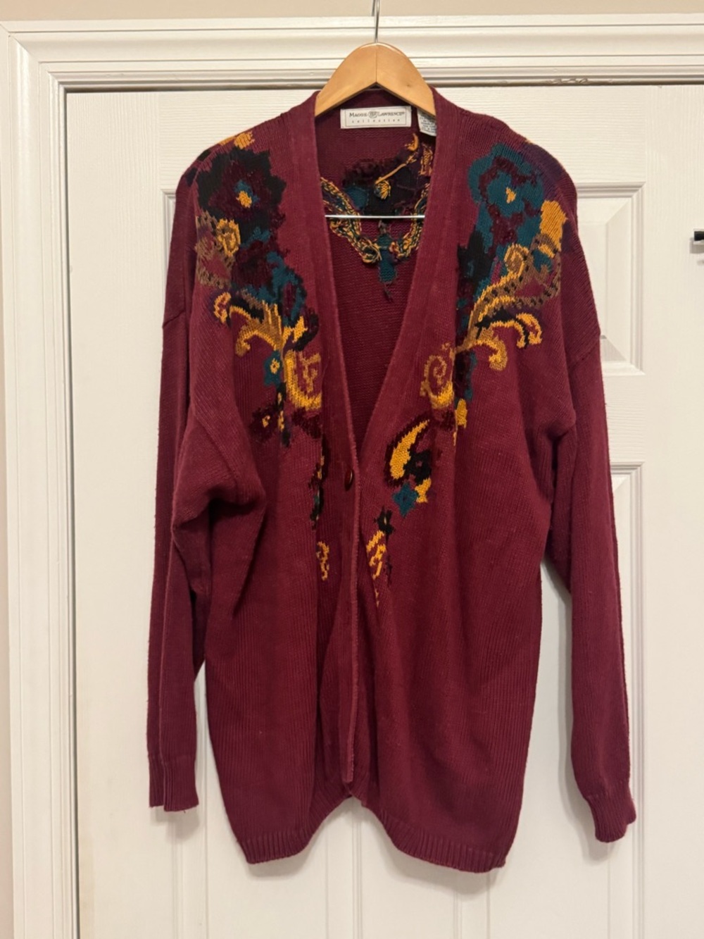 Maggie Lawrence Vintage Sz 26/28 Burgundy Fleur De Lis Embroidered Cardigan